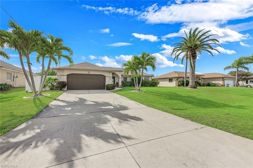 CAPE CORAL - Residential