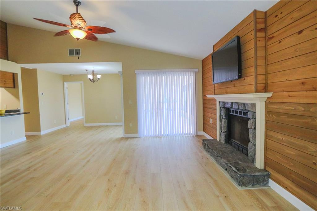 TIMBERWOOD VILLAGE - Residential Lease