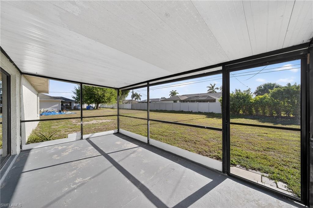 CAPE CORAL - Residential