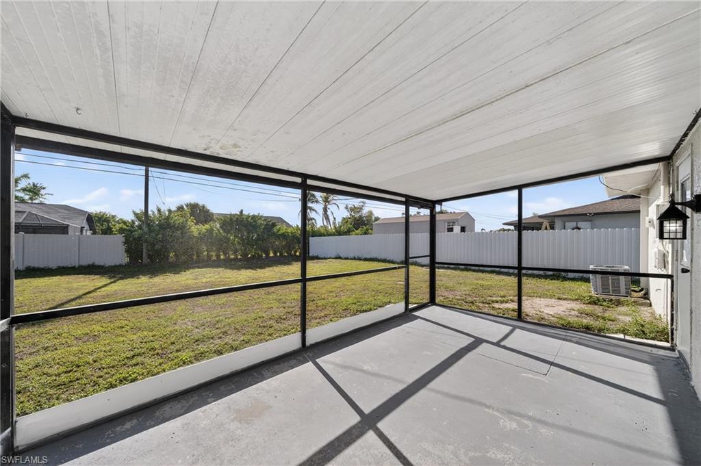 CAPE CORAL - Residential