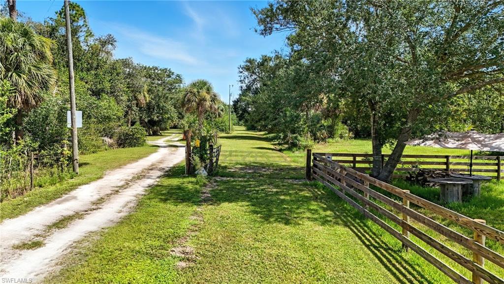 NORTH FORT MYERS - Land