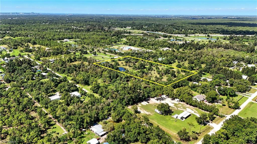 NORTH FORT MYERS - Land