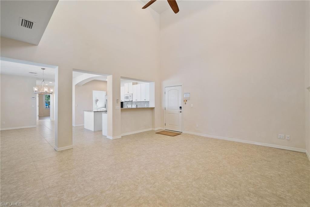 IMPERIAL SHORES - Residential