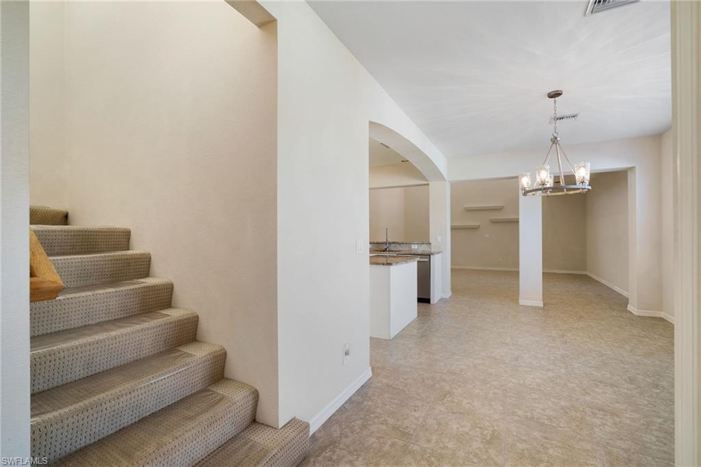 IMPERIAL SHORES - Residential