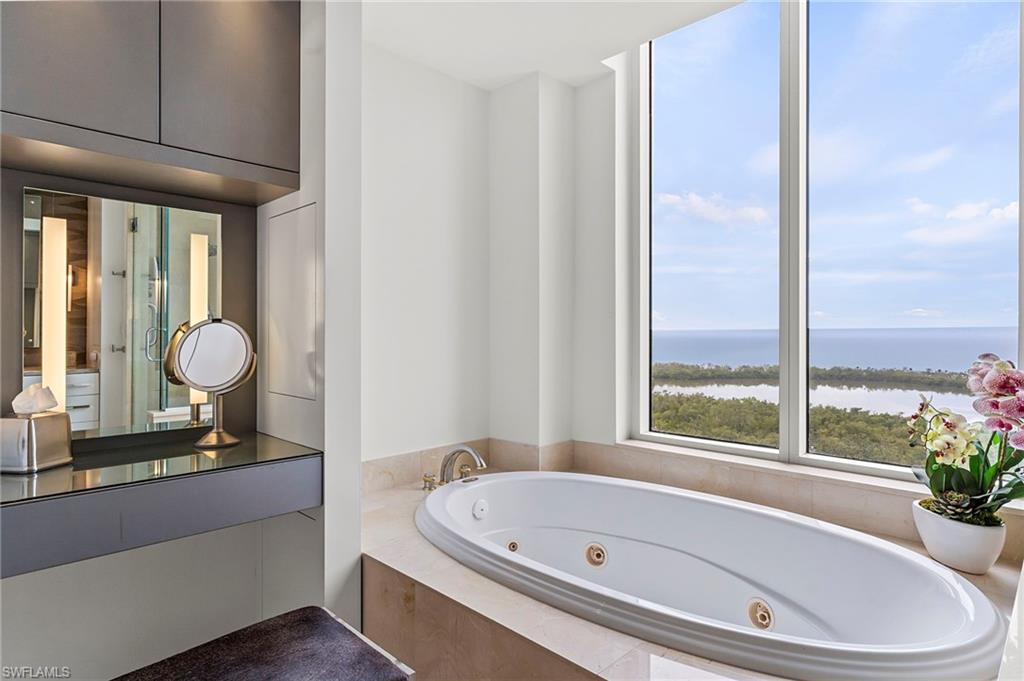 CAP FERRAT - Residential