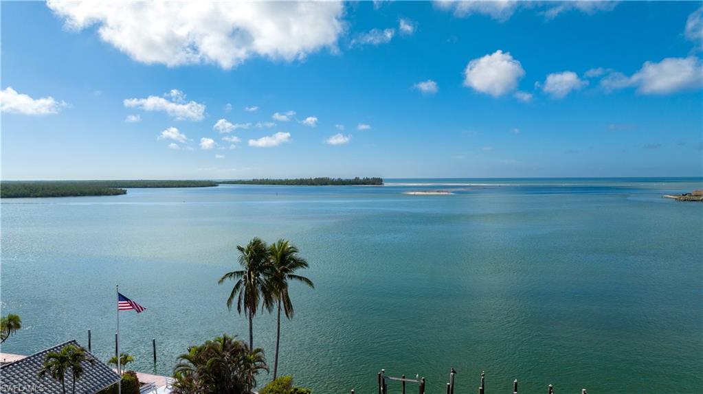 ESTATES - Residential