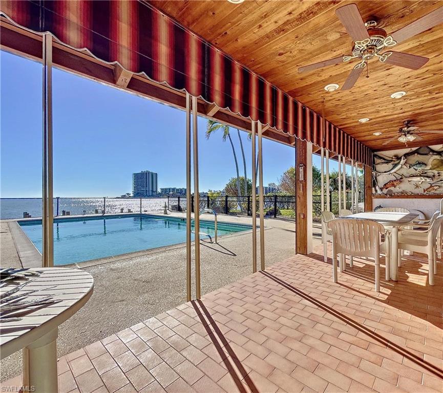 ESTATES - Residential