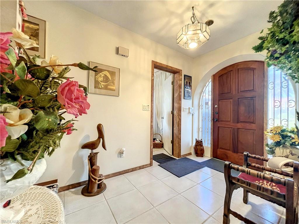 ESTATES - Residential