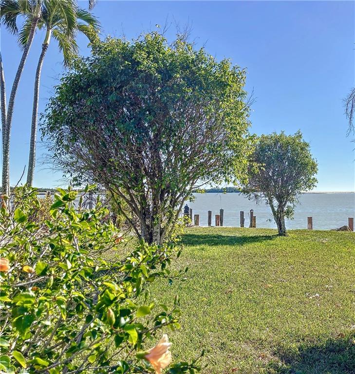 ESTATES - Residential