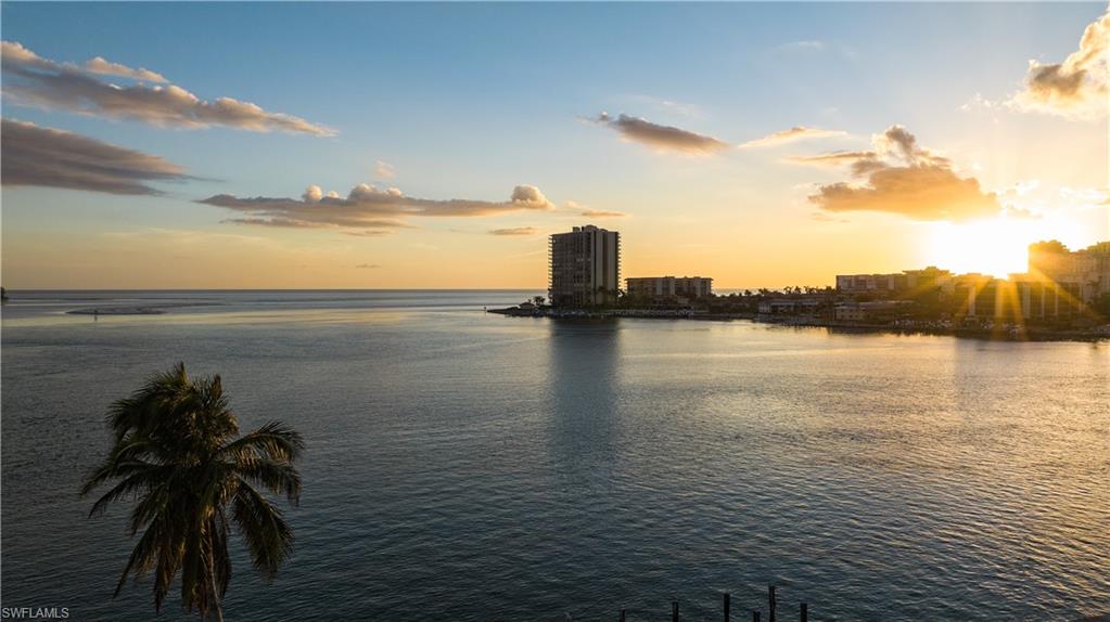 ESTATES - Residential