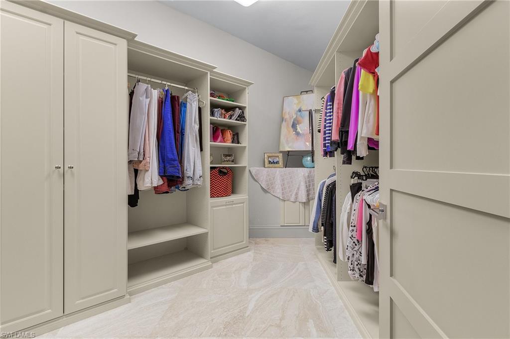 KENSINGTON GARDENS - Residential