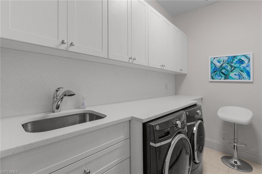 KENSINGTON GARDENS - Residential