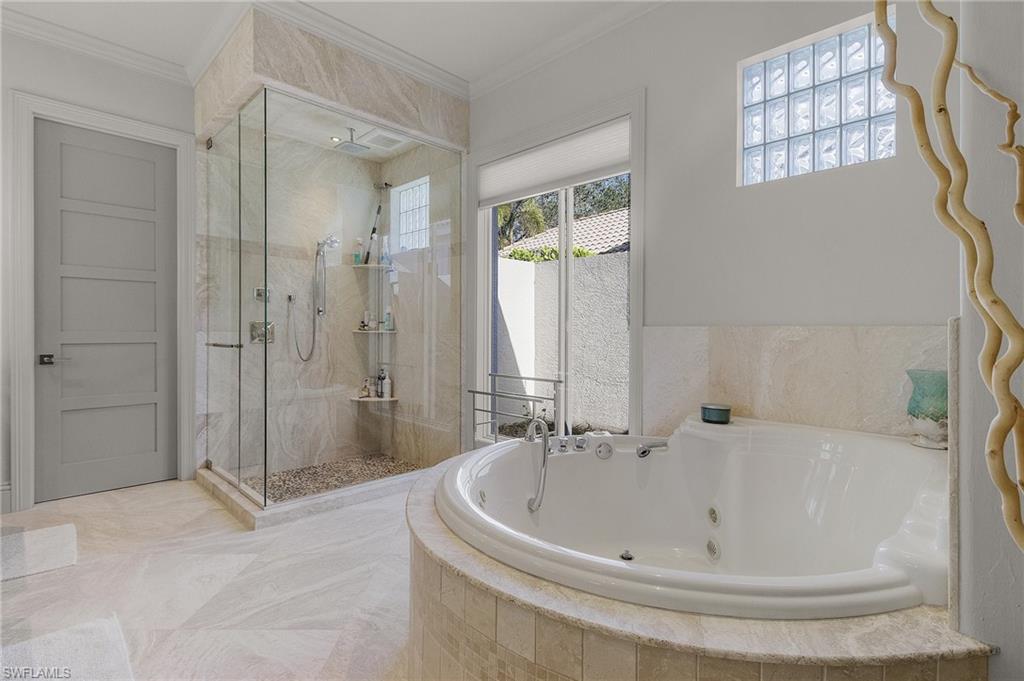 KENSINGTON GARDENS - Residential