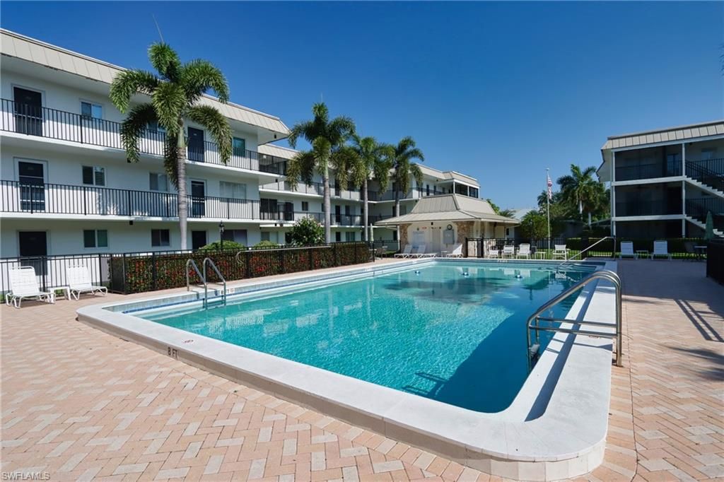 Photo of 766 Central AVE #119, NAPLES, FL 34102 (MLS # 226014362)