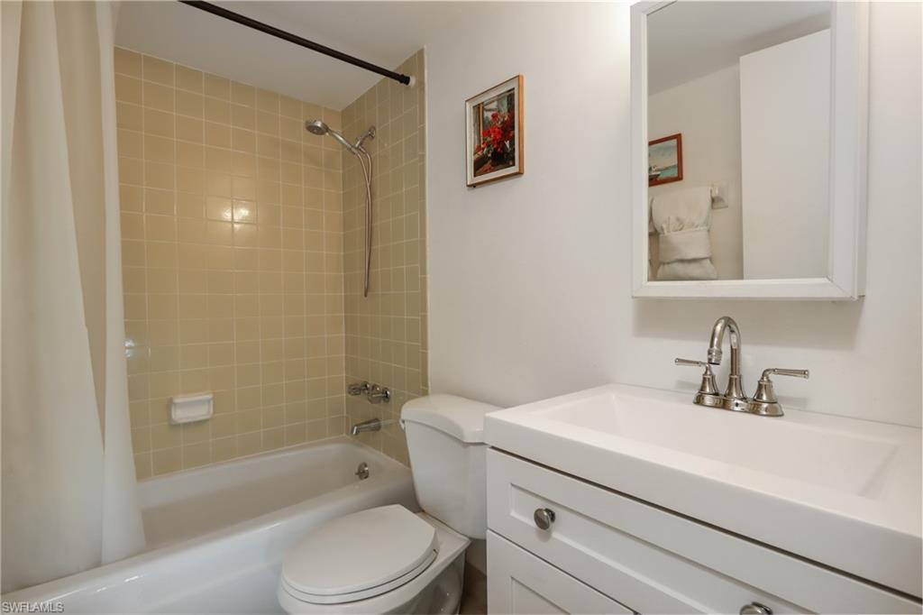 CENTRAL GARDEN - Residential Lease