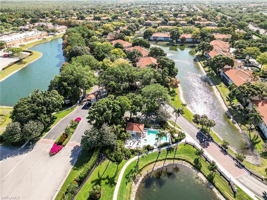 PIPERS GROVE - Residential