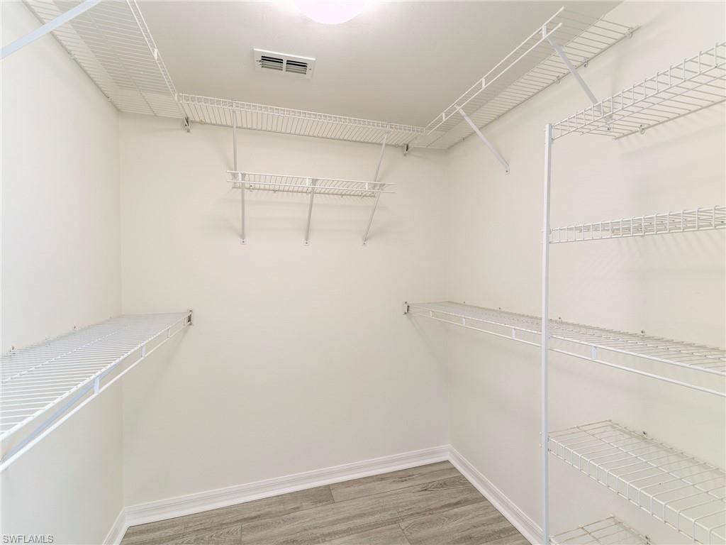 PIPERS GROVE - Residential