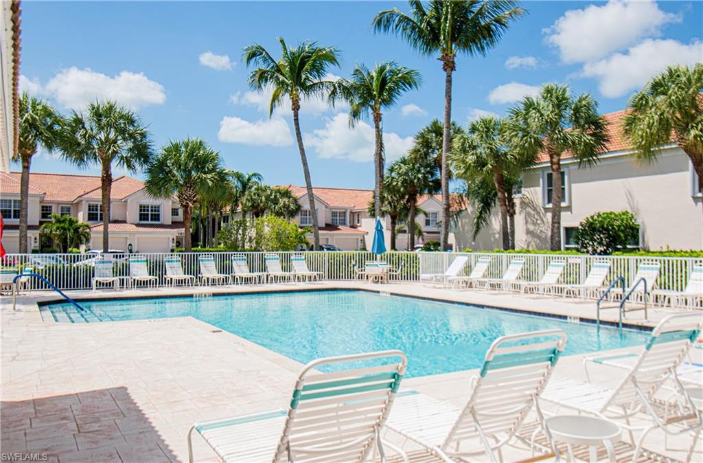 SABAL POINTE - Residential