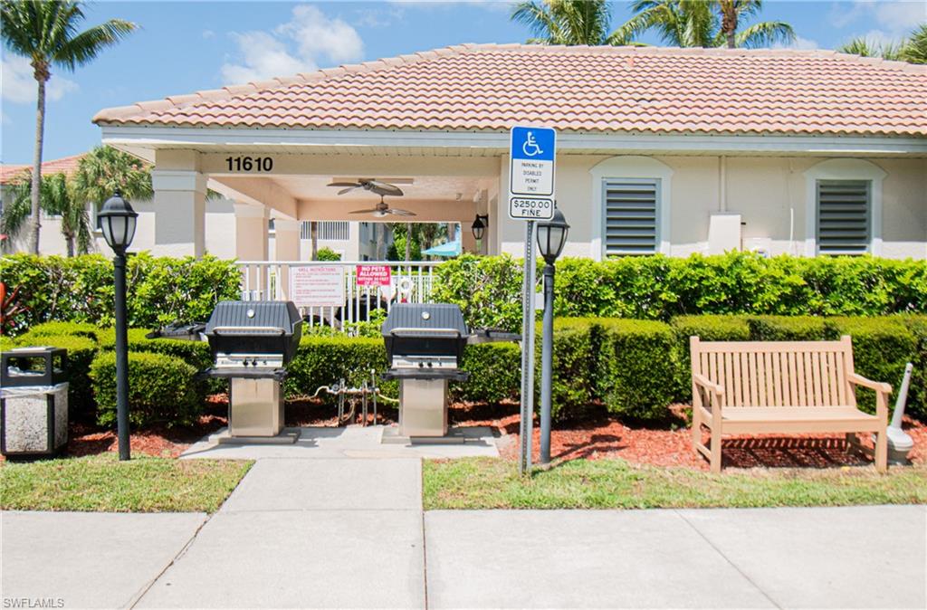 SABAL POINTE - Residential