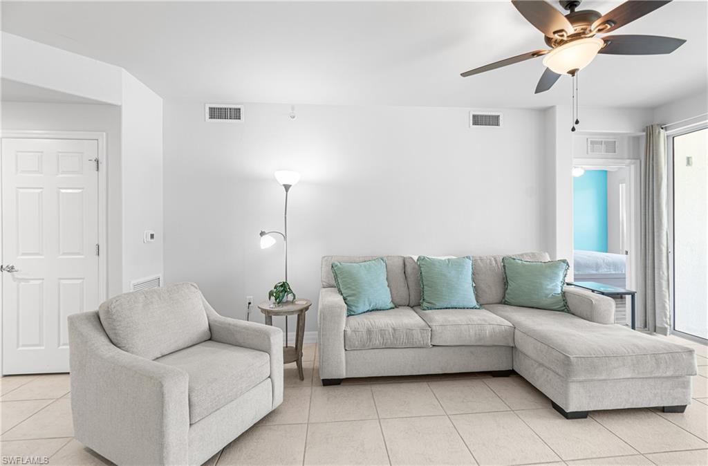 SABAL POINTE - Residential