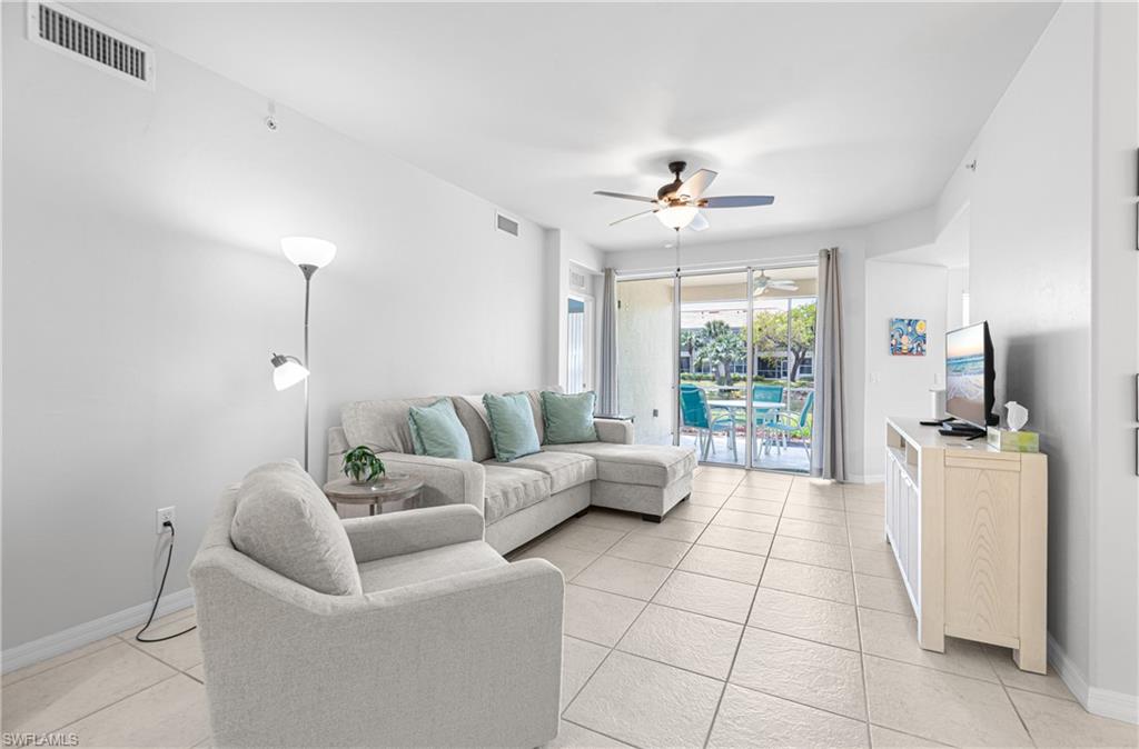 SABAL POINTE - Residential