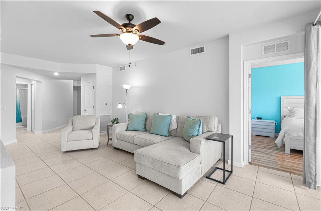 SABAL POINTE - Residential