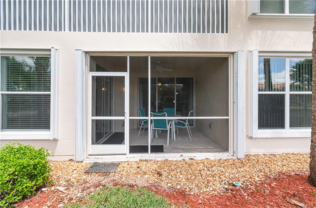 SABAL POINTE - Residential