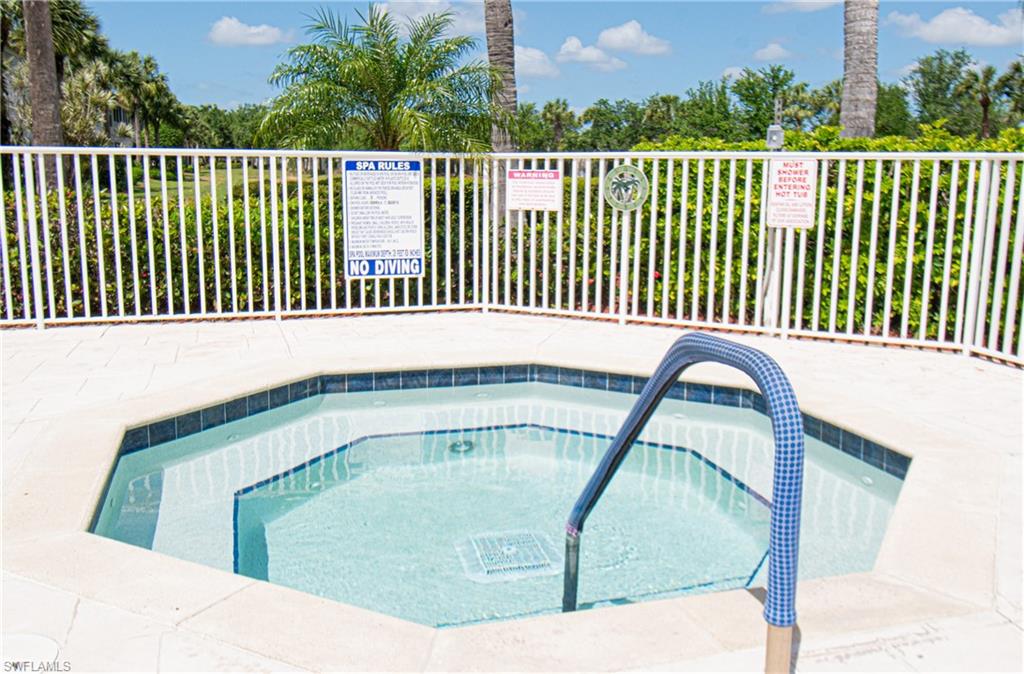 SABAL POINTE - Residential