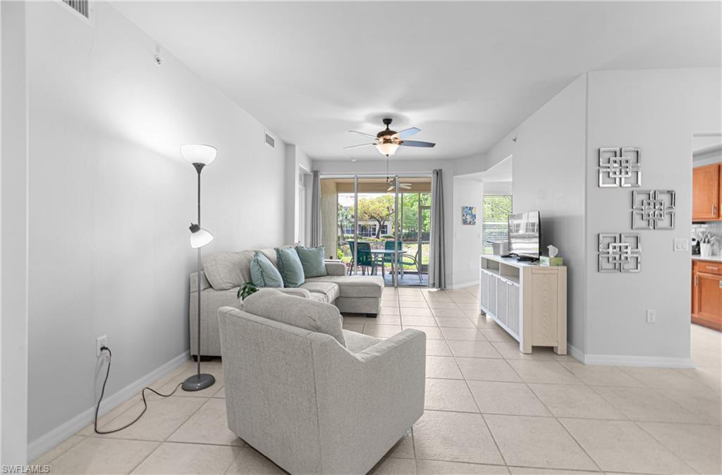 SABAL POINTE - Residential