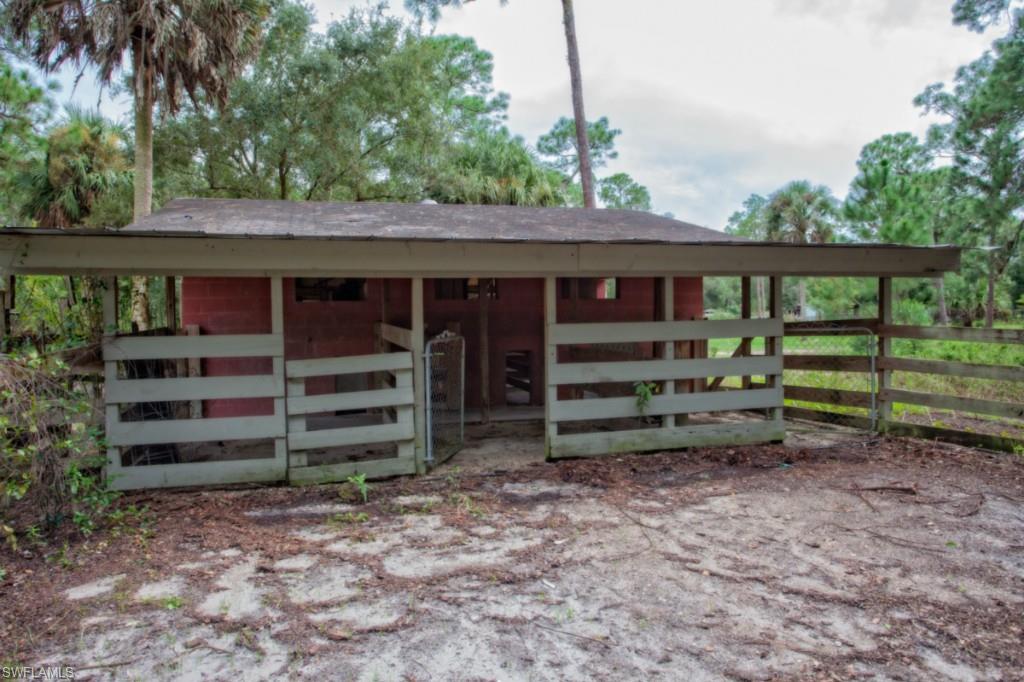 ACREAGE - Residential