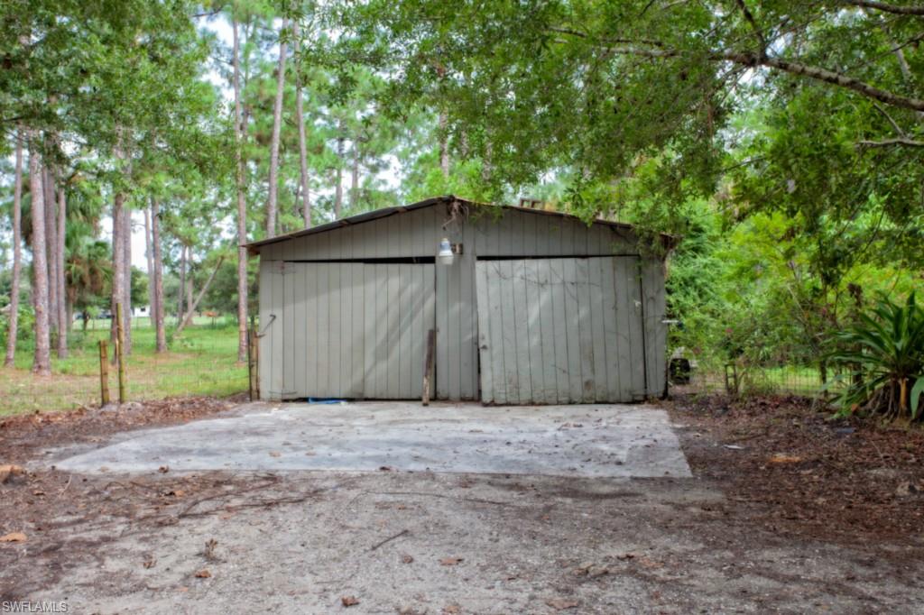 ACREAGE - Residential