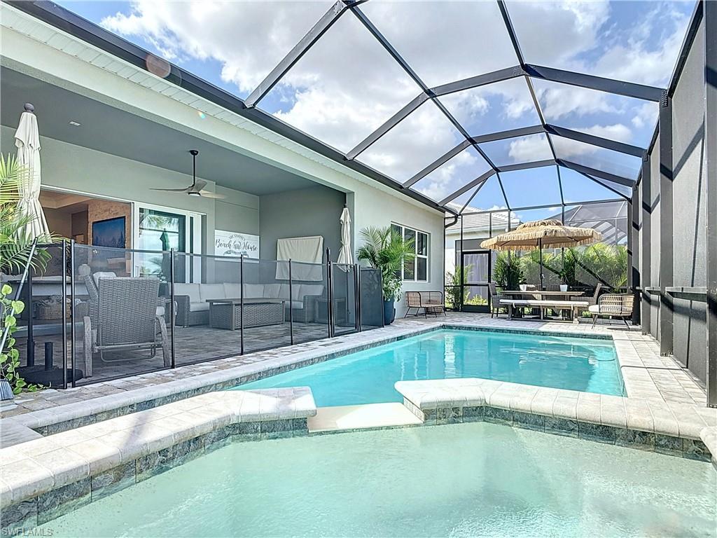 DEL WEBB OAK CREEK - Residential