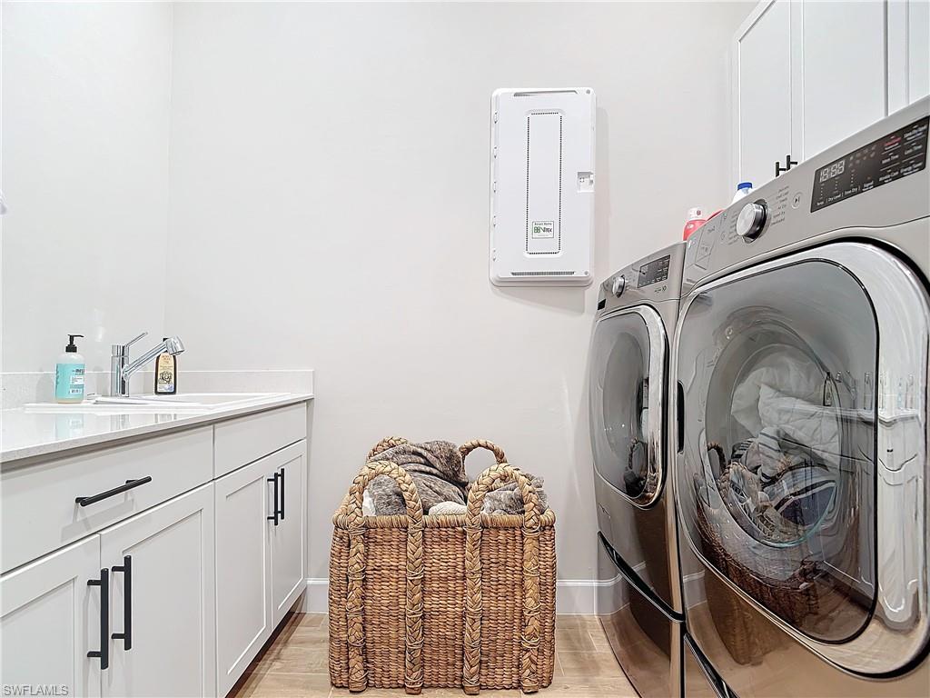 DEL WEBB OAK CREEK - Residential