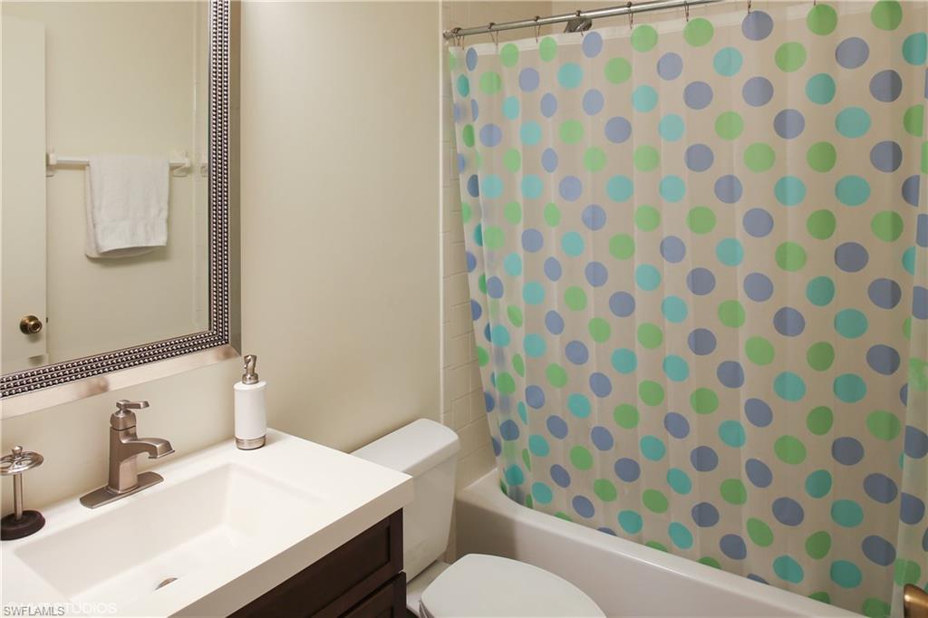 VILLAGES AT EMERALD LAKES - Residential