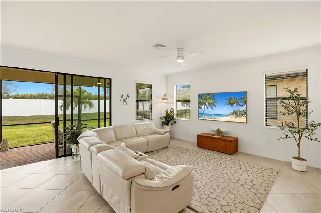 PORTICO - Residential