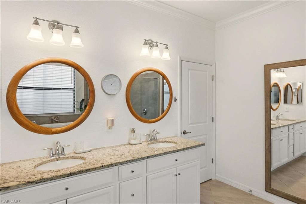 PORTICO - Residential