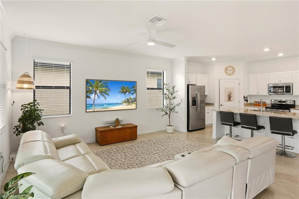 PORTICO - Residential