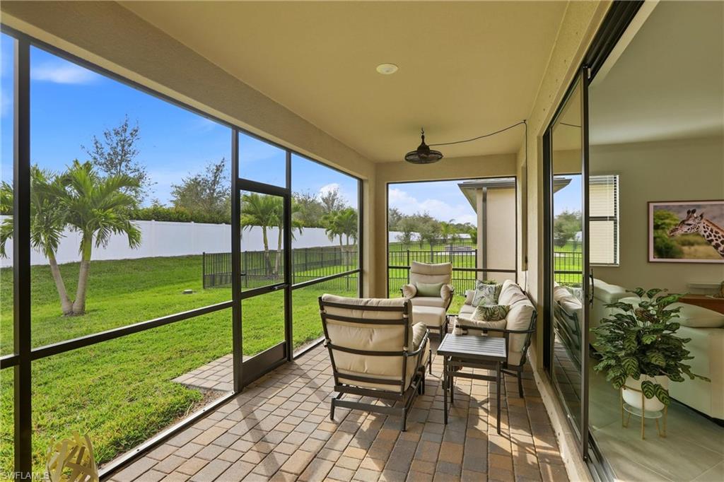 PORTICO - Residential