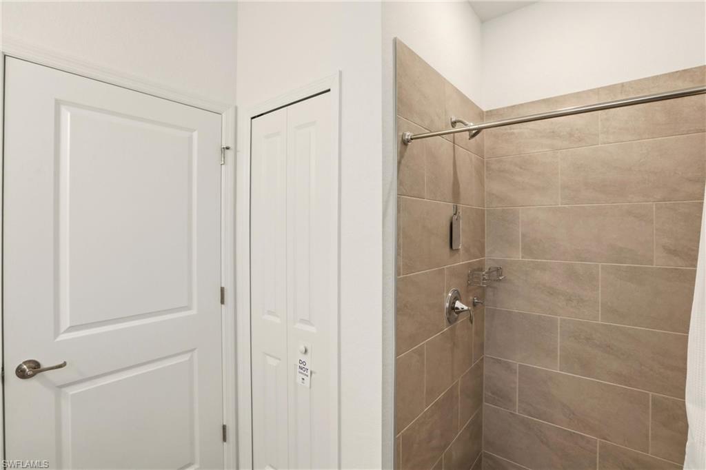 PORTICO - Residential