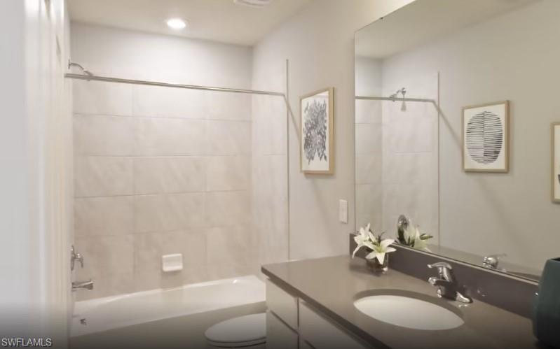 NORTHRIDGE - Residential