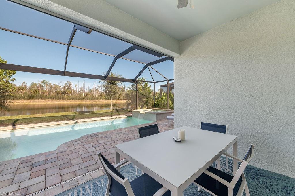 HALFMOON POINT - Residential