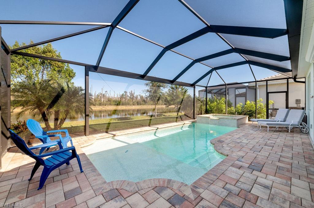 HALFMOON POINT - Residential