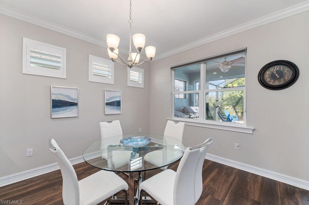 HALFMOON POINT - Residential