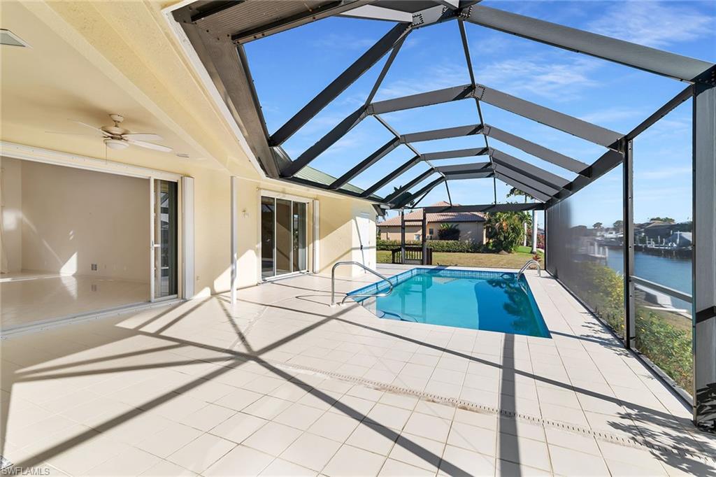 MARCO BEACH - Residential