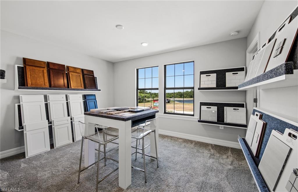 WHISPERING LAKES - Residential