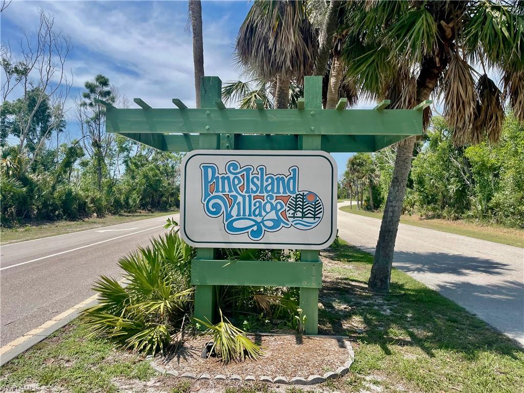 PINE ISLAND VILLAGE - Land