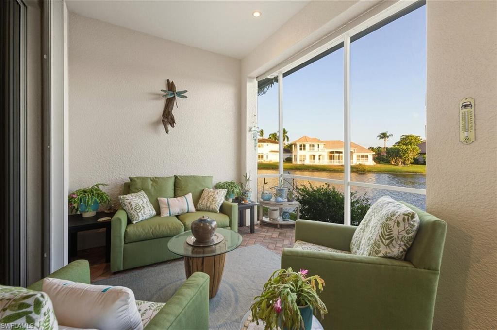 WATER'S EDGE - Residential