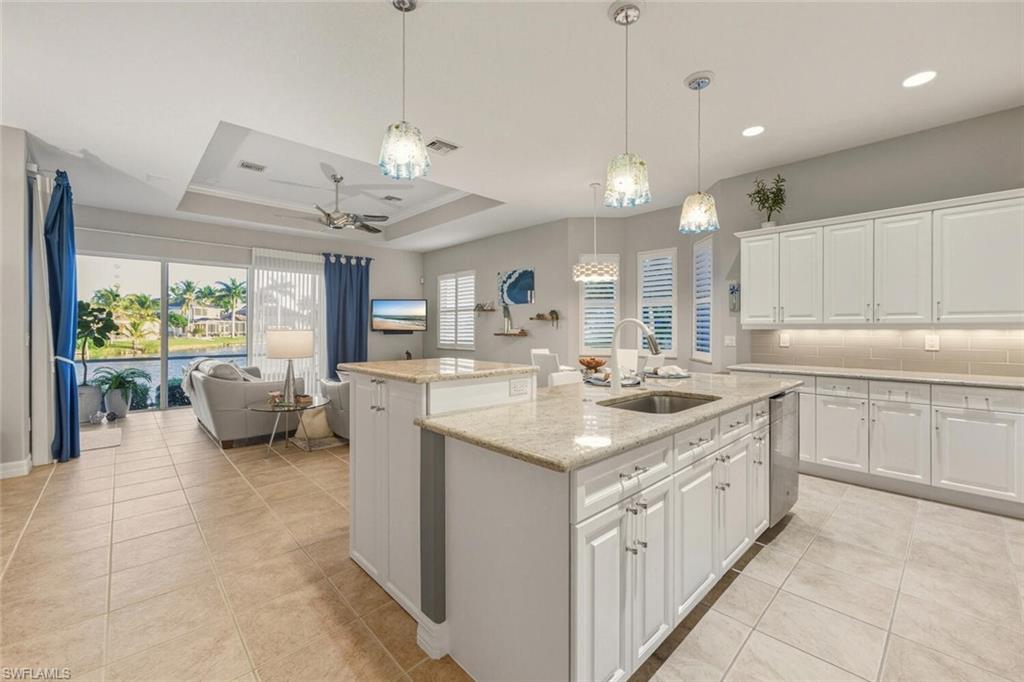 WATER'S EDGE - Residential