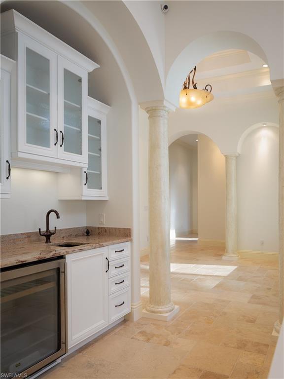 RIVERBROOKE - Residential