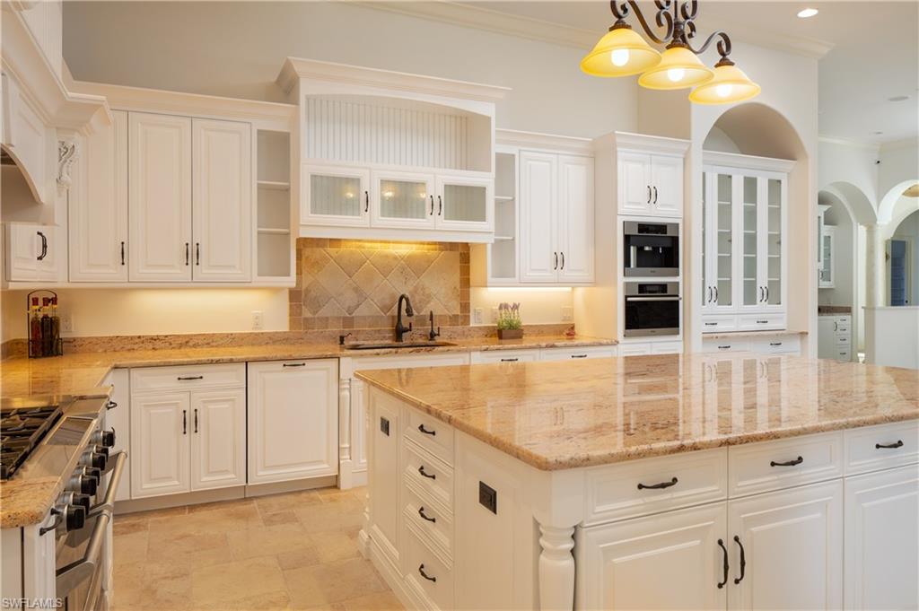 RIVERBROOKE - Residential